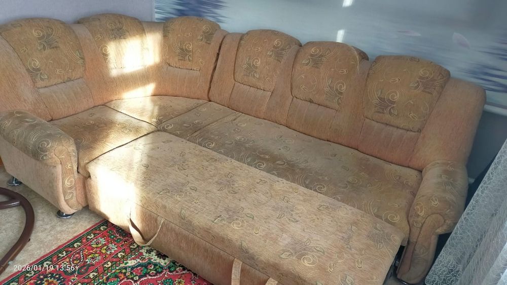 Отдам диван в хорошем состаянии