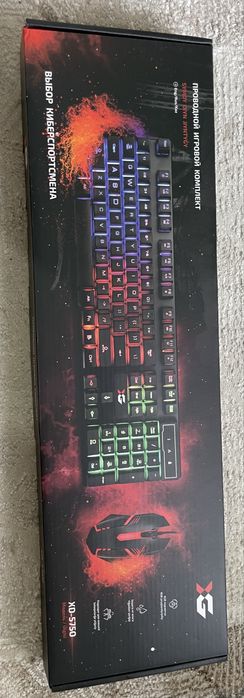 Продаю абсолютно новую игровую клавиатуру в комплекте с мышкой