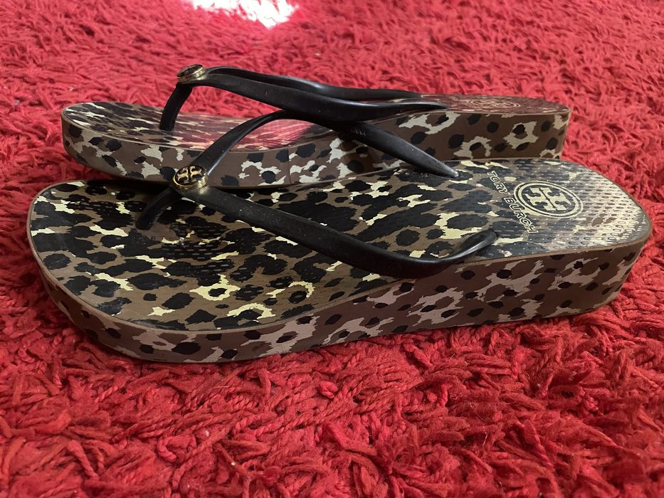 Papuci/slapi plaja Tory Burch
