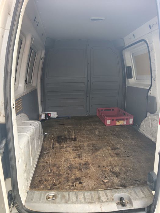 Фолсваген  Кадди