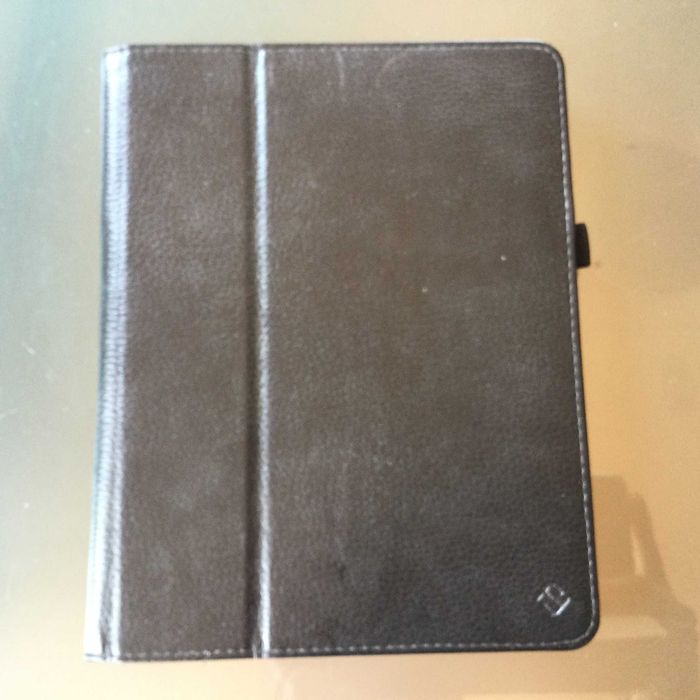 таблет APPLE IPAD 4th generation модел A1458 MD510LL/A Wi-fi 16 GB