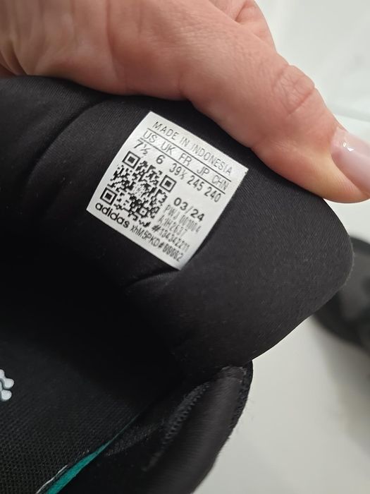 Кросовки Adidas 37-38 размер