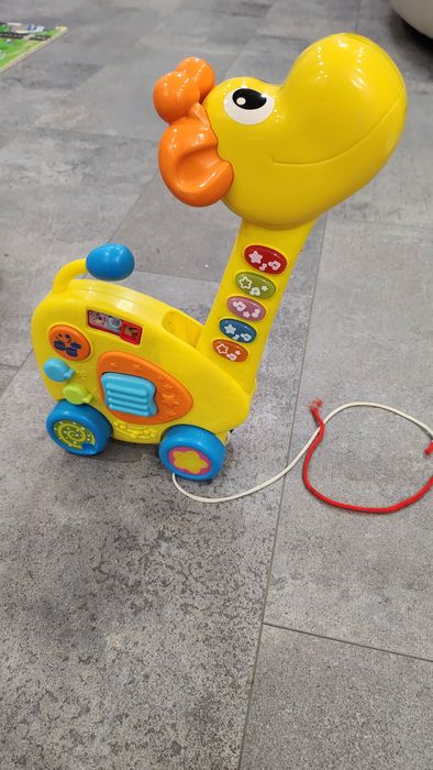 Бебешки играчки музикални / интерактивни /