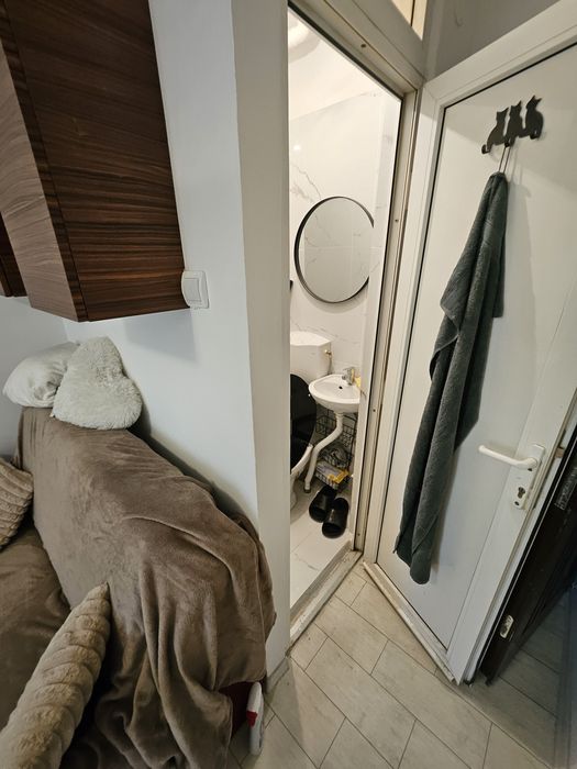 Garsoniera de vanzare