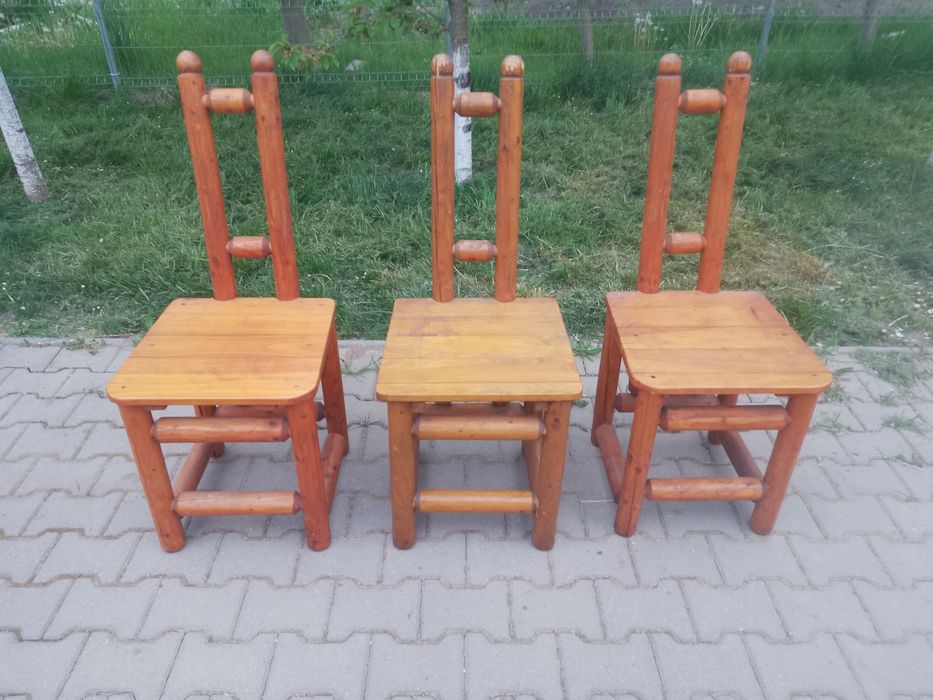 Masa si scaune solide Sighisoara  Mures