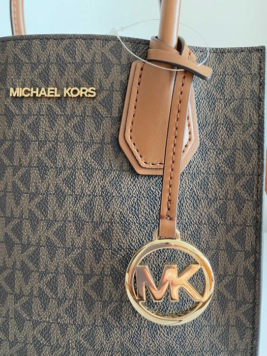 Оригинална Чанта MICHAEL KORS от кожа/брандирано платно с лого