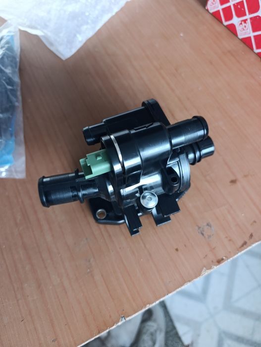 Termostat Ford Fiesta 1.4 tdci