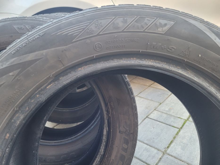 AnvelopeTracmax Uniroyal AllSeasons/  205 55 r16
