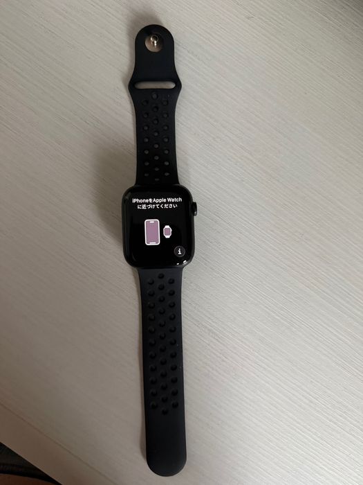 Продавам Apple Watch 8 LTE