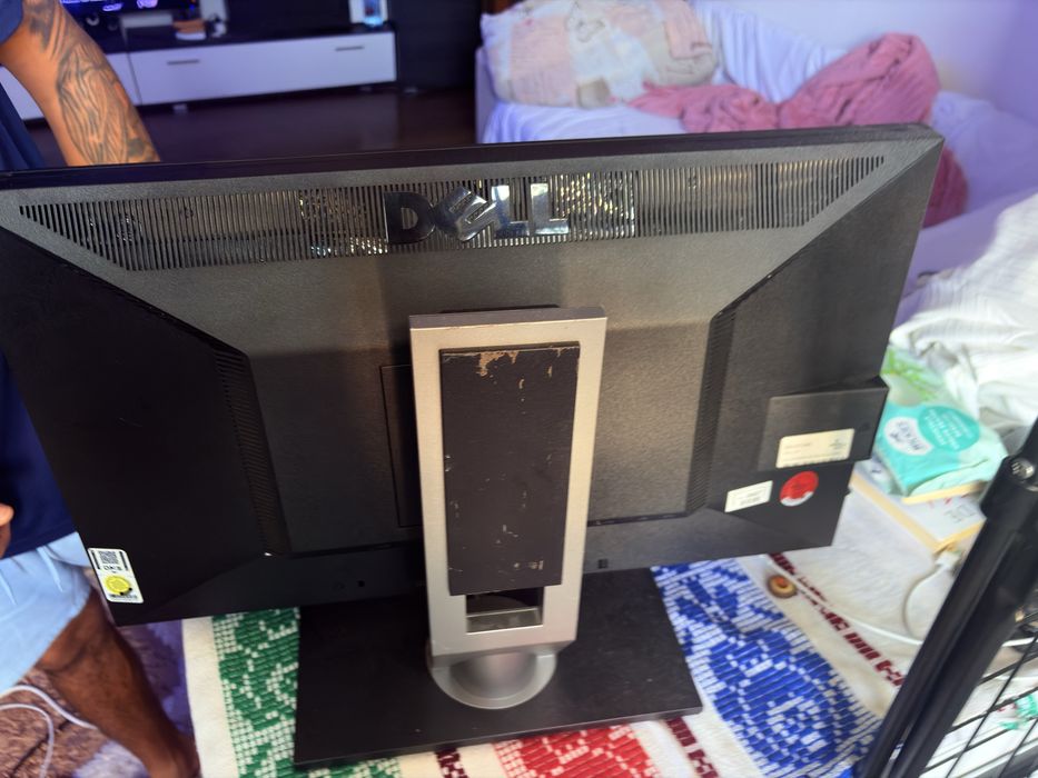 Monitor dell de munca