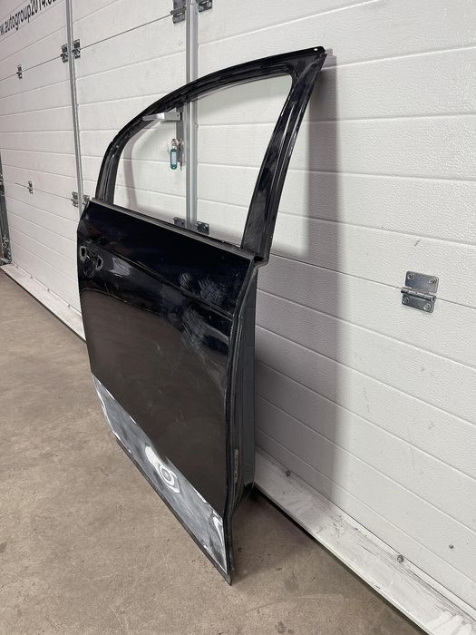 Задна дясна врата за vw passat b7 седан - 3ae833056