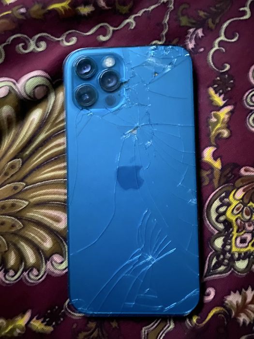 12 про срочно продоется
