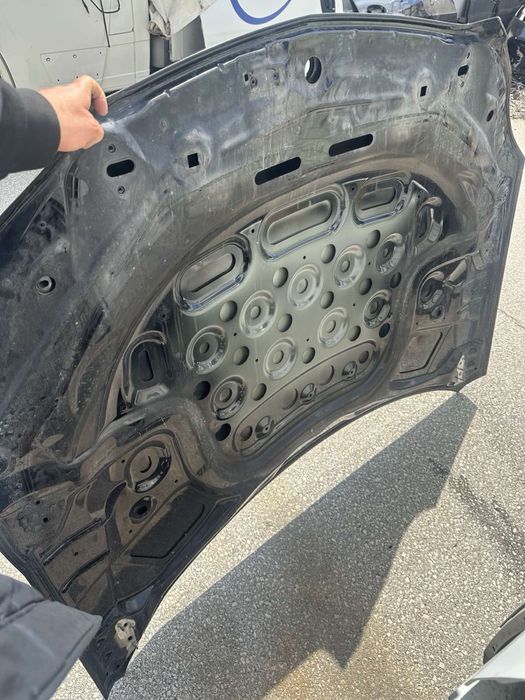 Преден капак Mercedes E-class W212 Facelift/ Мерцедес Е-класа W212 Фейслифт