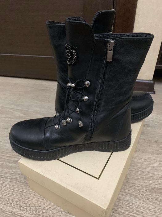 Продам зимние и демисезонные ботинки