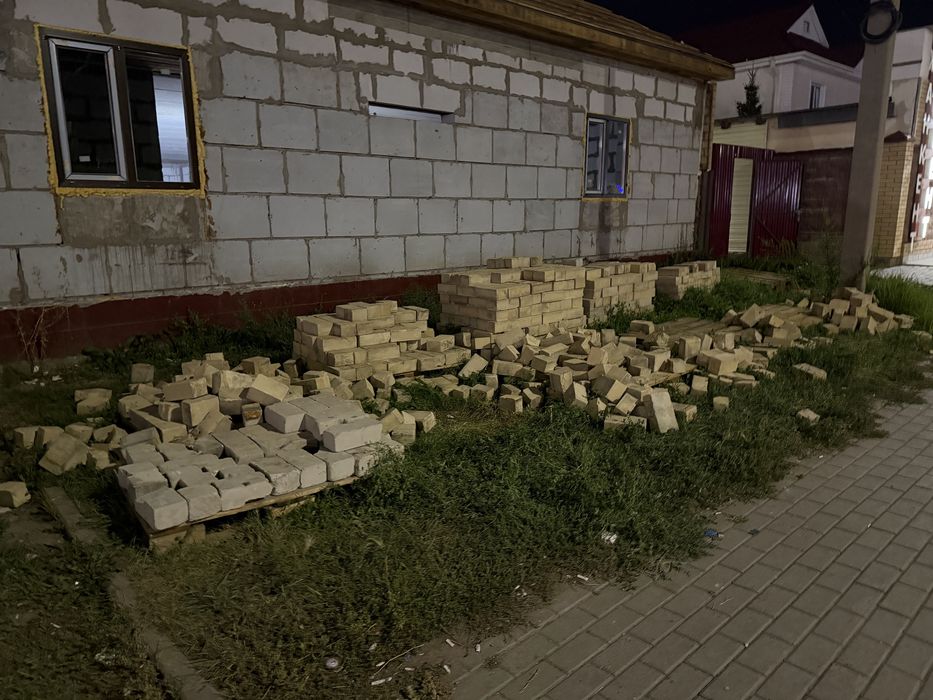 Отдам даром силикатные кирпичи