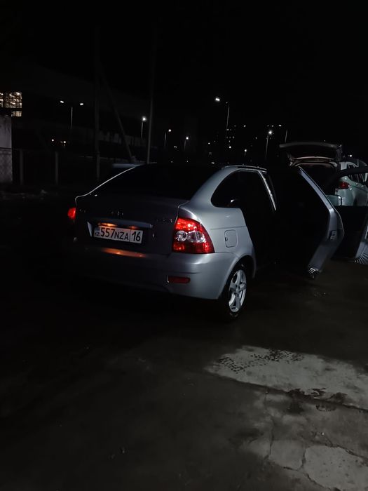 Автомобиль. приора!