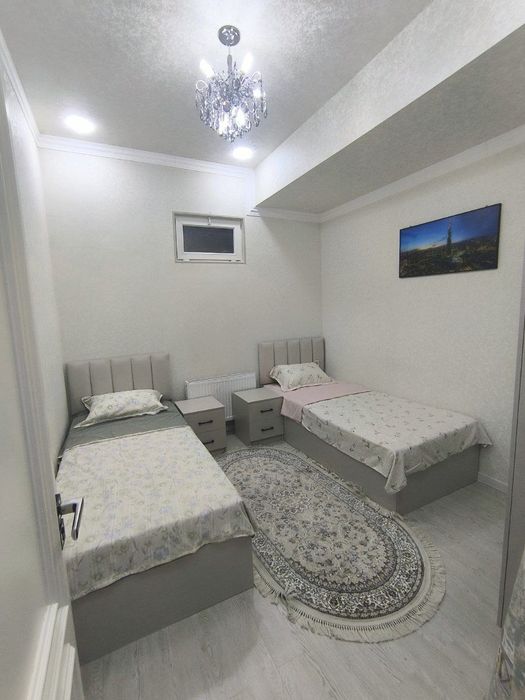 Новостройка на Саламатина 3/8/10 общ пл 100м Евро с мебелью