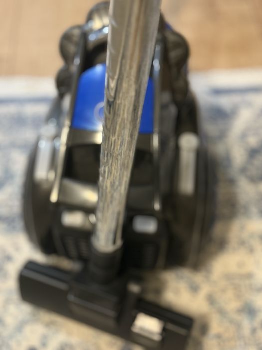 Продам пылесос  отличный