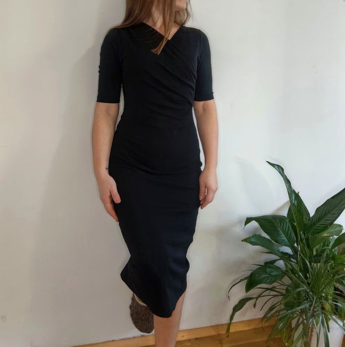 Рокля черна Zara