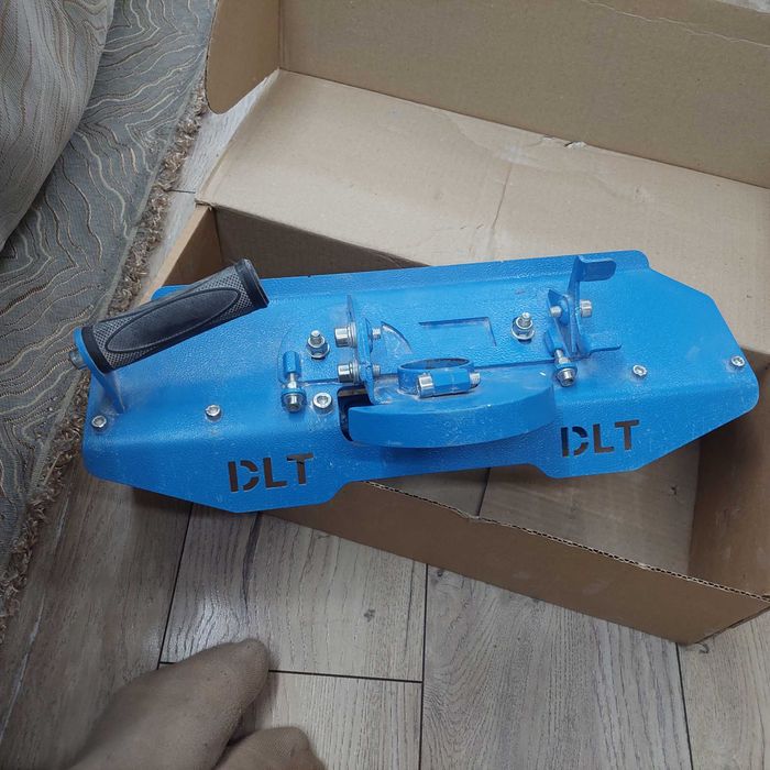 Продам заусовщик для плитки dlt.