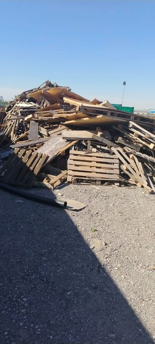 поддоны, дерево, дрова для печи и прочие нужды