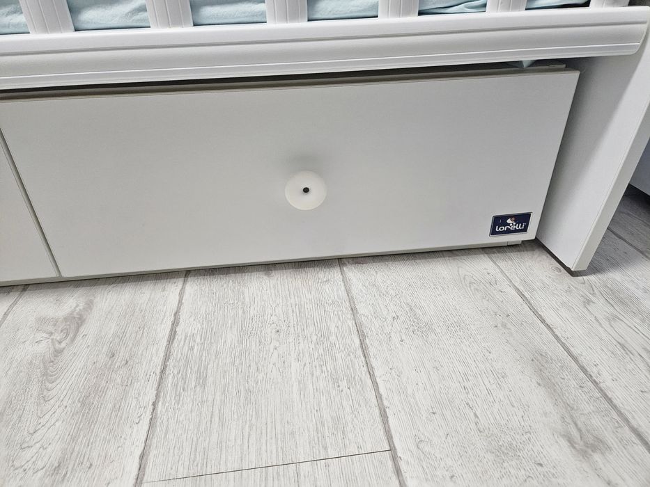 Продавам легълце Лорели 60/120