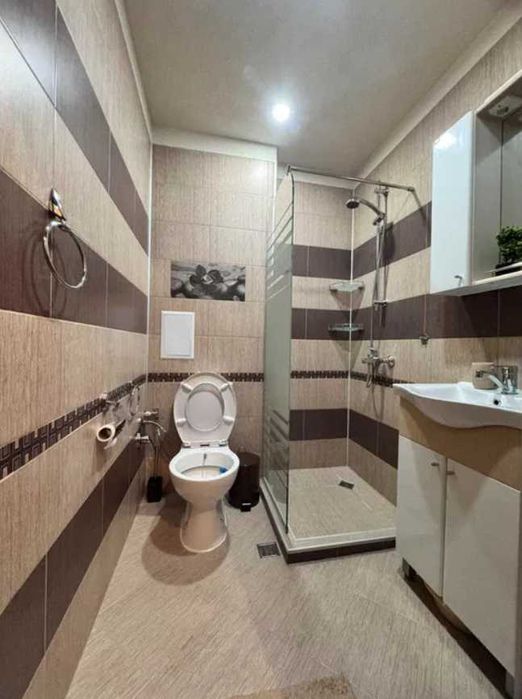 Дава се под наем Двустаен апартамент в Пловдив, Център - 67 кв.м за 433.5 € - Снимка #2