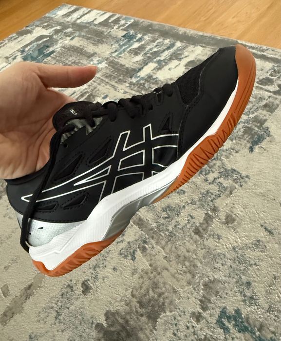 Vand adidasi  Noi Nepurtati Asics Gel Rocket 11 dama masura 37