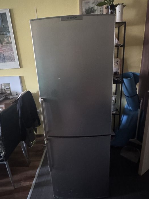 Хладилник Bosch (използван)