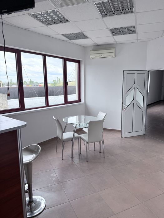 Дава се под наем Офис в София, Дружба 2 - 150 кв.м за 612 € - Снимка #9
