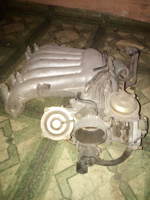 Mitsubishi Galand 2.5 v6. 2001