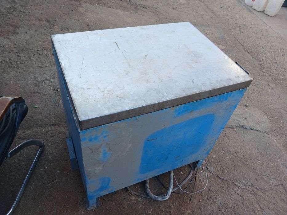 Продам срочно нержавейка бак водонагреватель