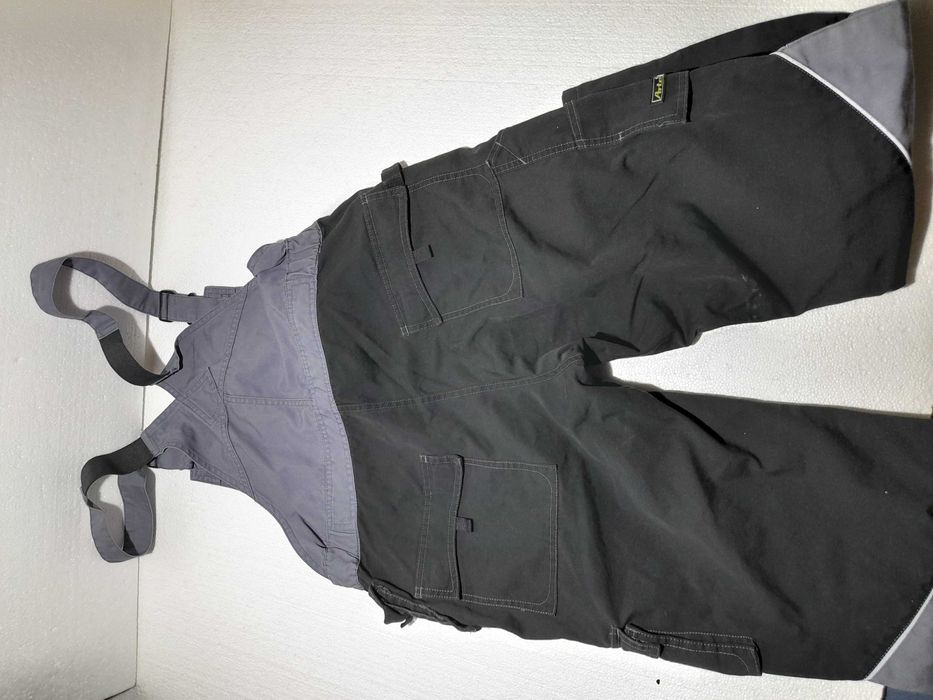 Pantaloni cu bretele marca  Arte fix Germany nr 52