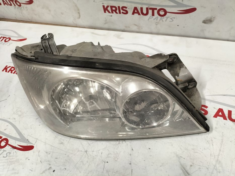 Десен фар KIA Carnival / Киа Карнивал 1999г-2005г.