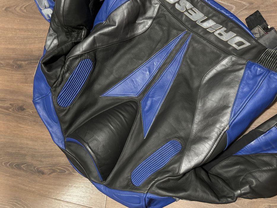 Vand costum moto Dainese din piele italiana