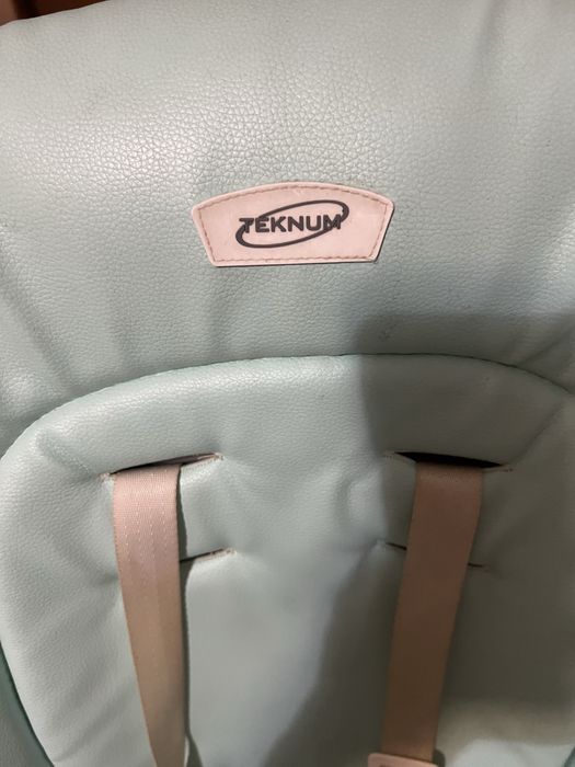 Десткий стулик для кормления