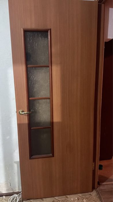 Срочно Продам 2 двери межкомнатные срочно не большой торг