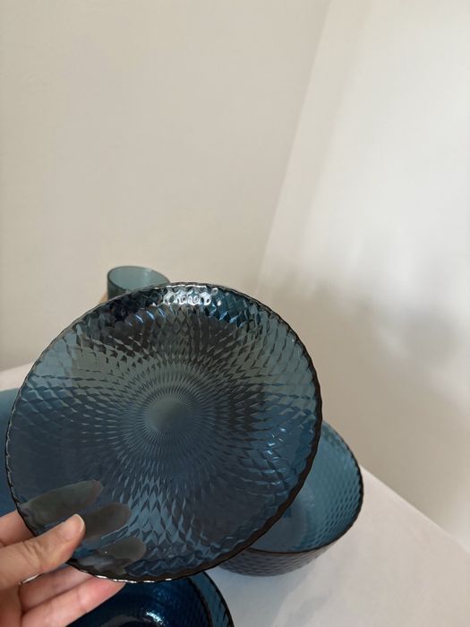 Продам столовый набор Люминарк 43 предмета