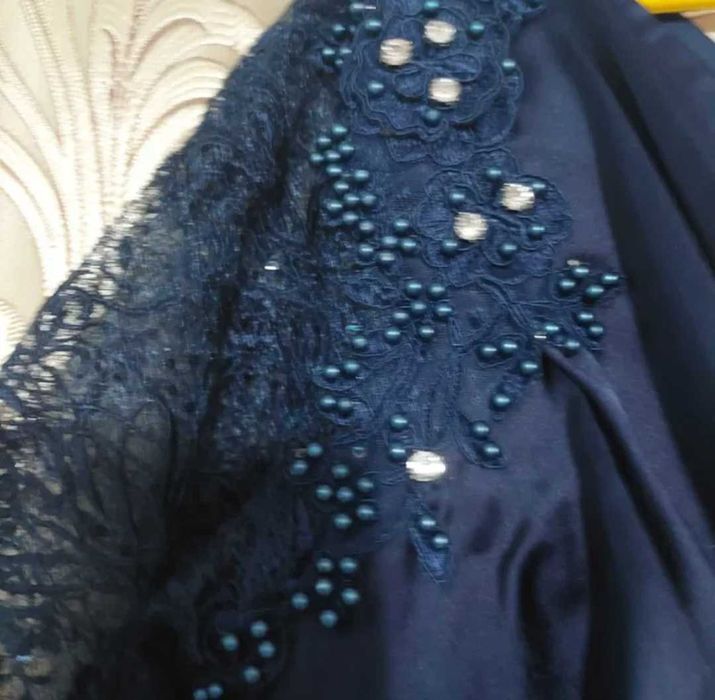 Rochie ocazii satin cu pietre  paiete si margele