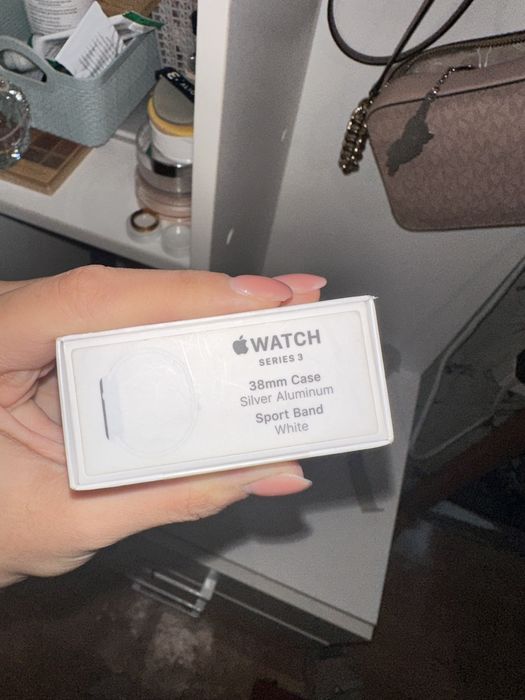 Срочно продам Apple Watch