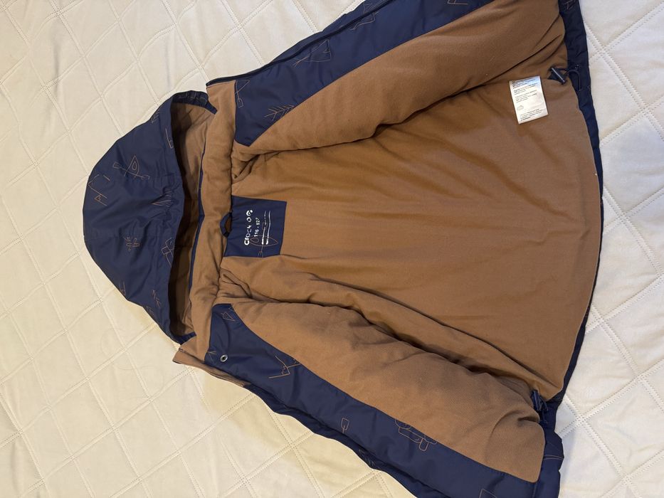 Продам зимнию куртку для мальчика