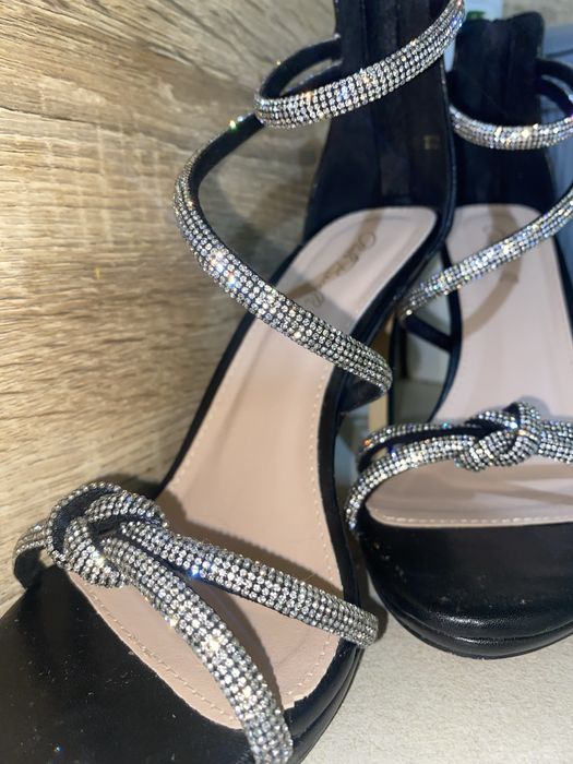 Официални обувки на ток Paolo Botticelli