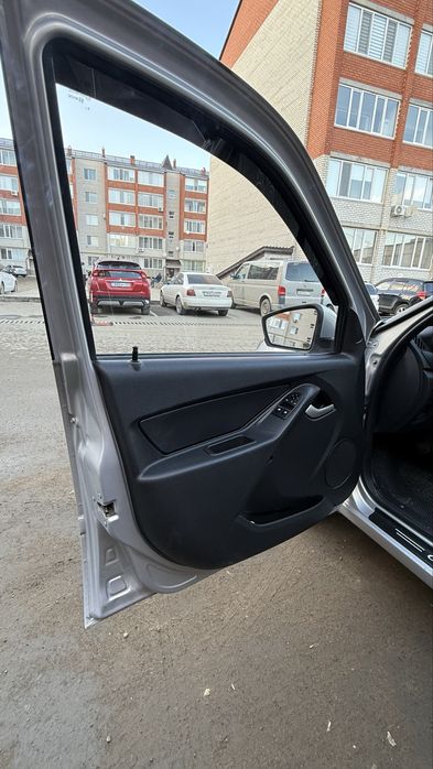 Продам GRANTA FL 2019