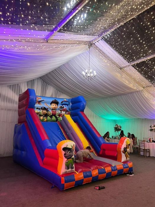 Inchiriez tobogane gonflabile!