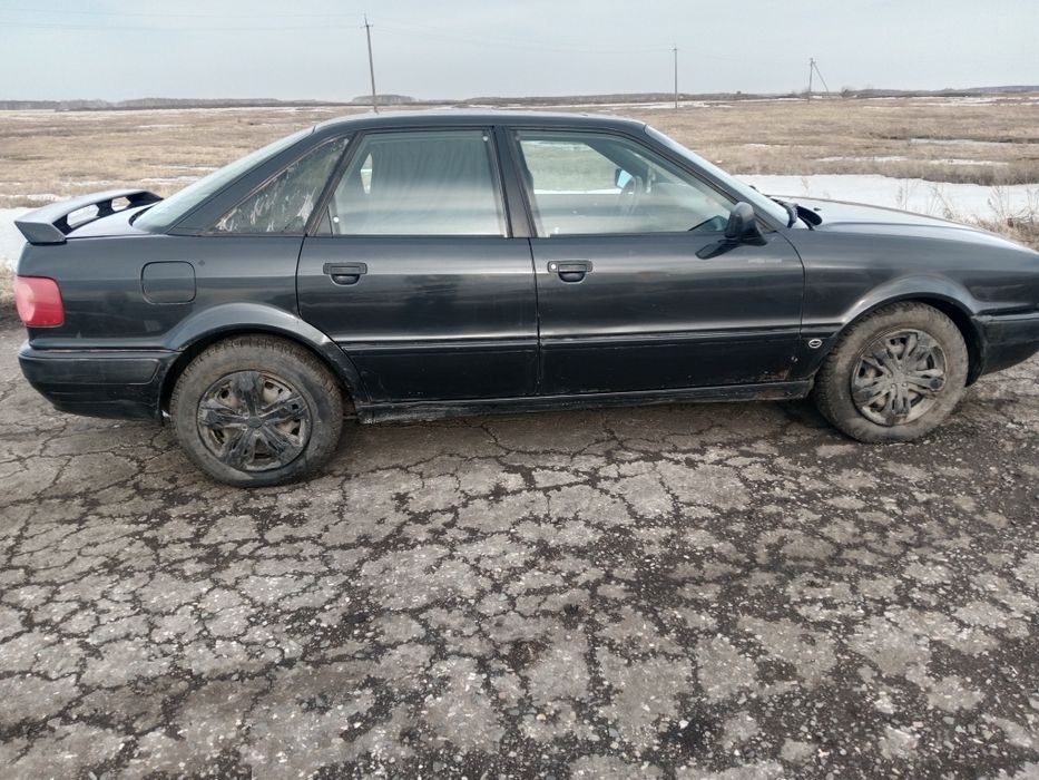 Продам Ауди 80 б4