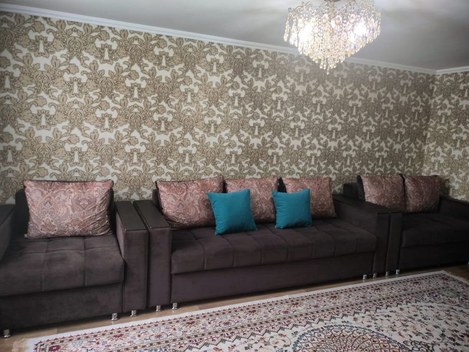 Продается диван четверка