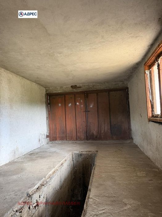 Къща в Ловеч, област-с.Хлевене площ 434 цена 60000