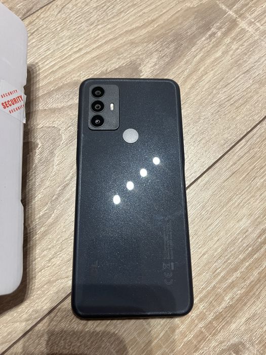 Telefon TCL 306