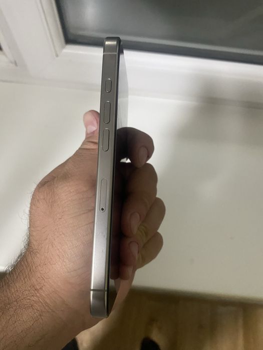IPhone 16 Pro Natural Titanium