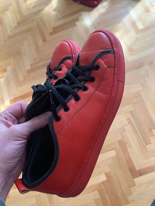 Сникърси естествена кожа,в много добро състояние. 42,5/43 стелка 27,5